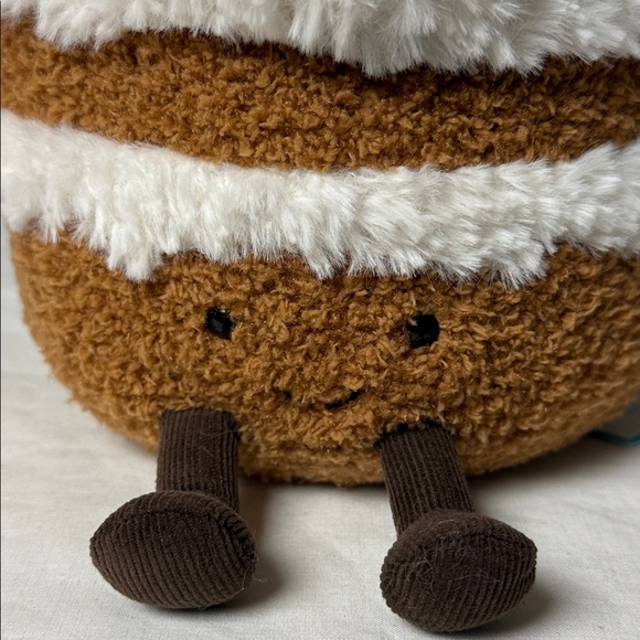Jellycat Amuseables Carrot Cake Chicago Exclusive NWT In Box [||] - Picture 3 of 9
